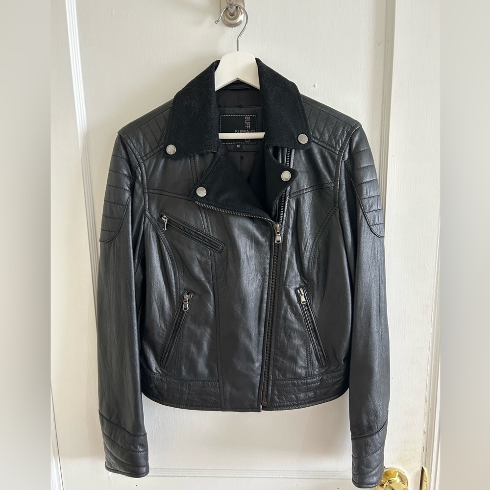 Women's Genuine Leather Jacket (Size M)